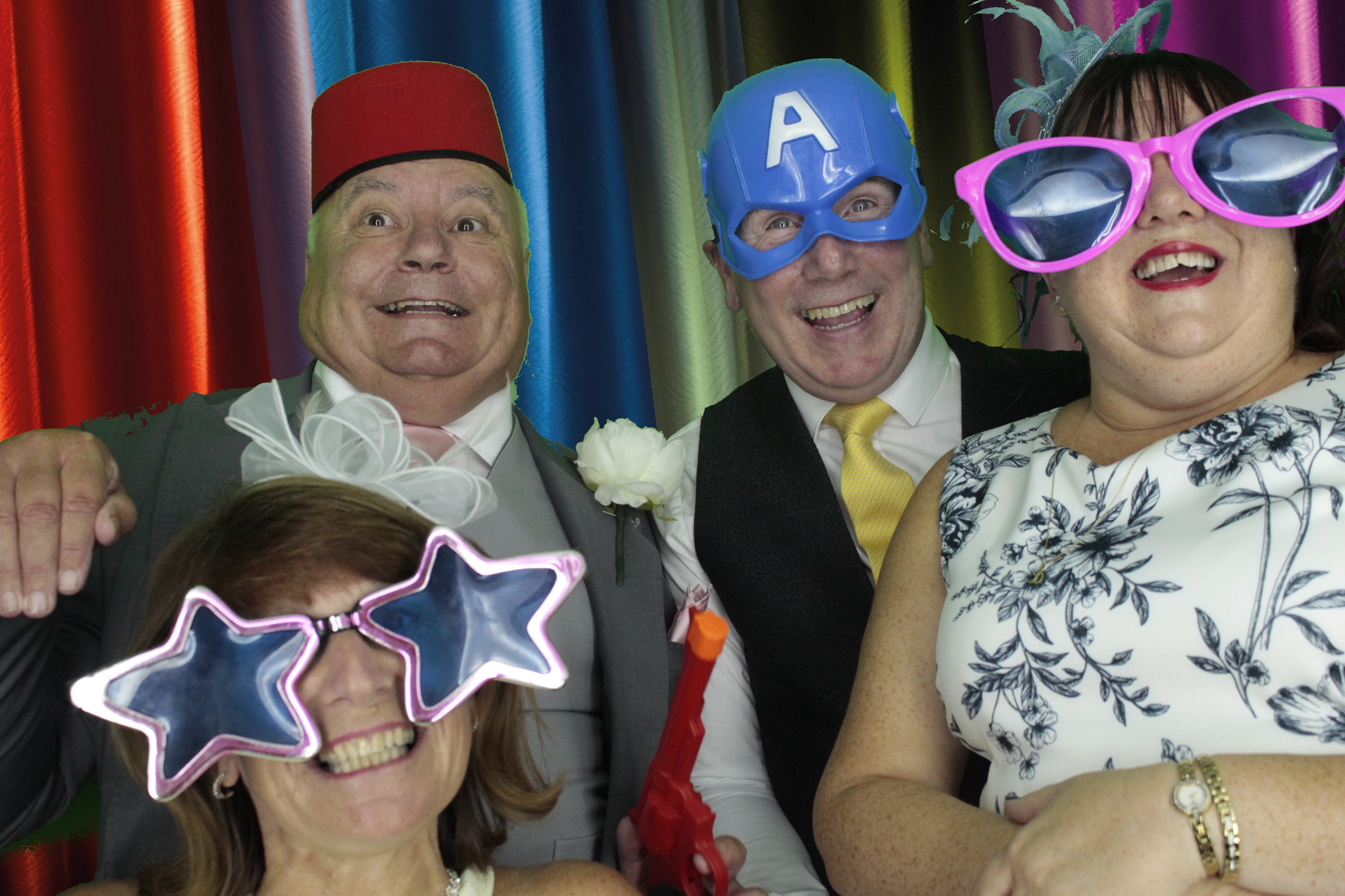 Nikki & Simon | View more photos from the event at gallery.myphotoboothexperience.co.uk/u/MyPhotoBoothExperienceLtd/Nikki-Simon